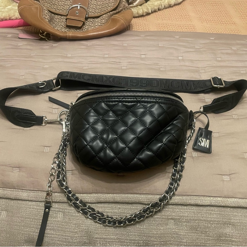 Steve Madden Black Quilted Crossbody Bag